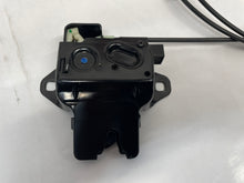 2016 Chevy SS Sedan Trunk Deck Lid Latch Actuator w/ Cable OEM - Day's Parts Yard