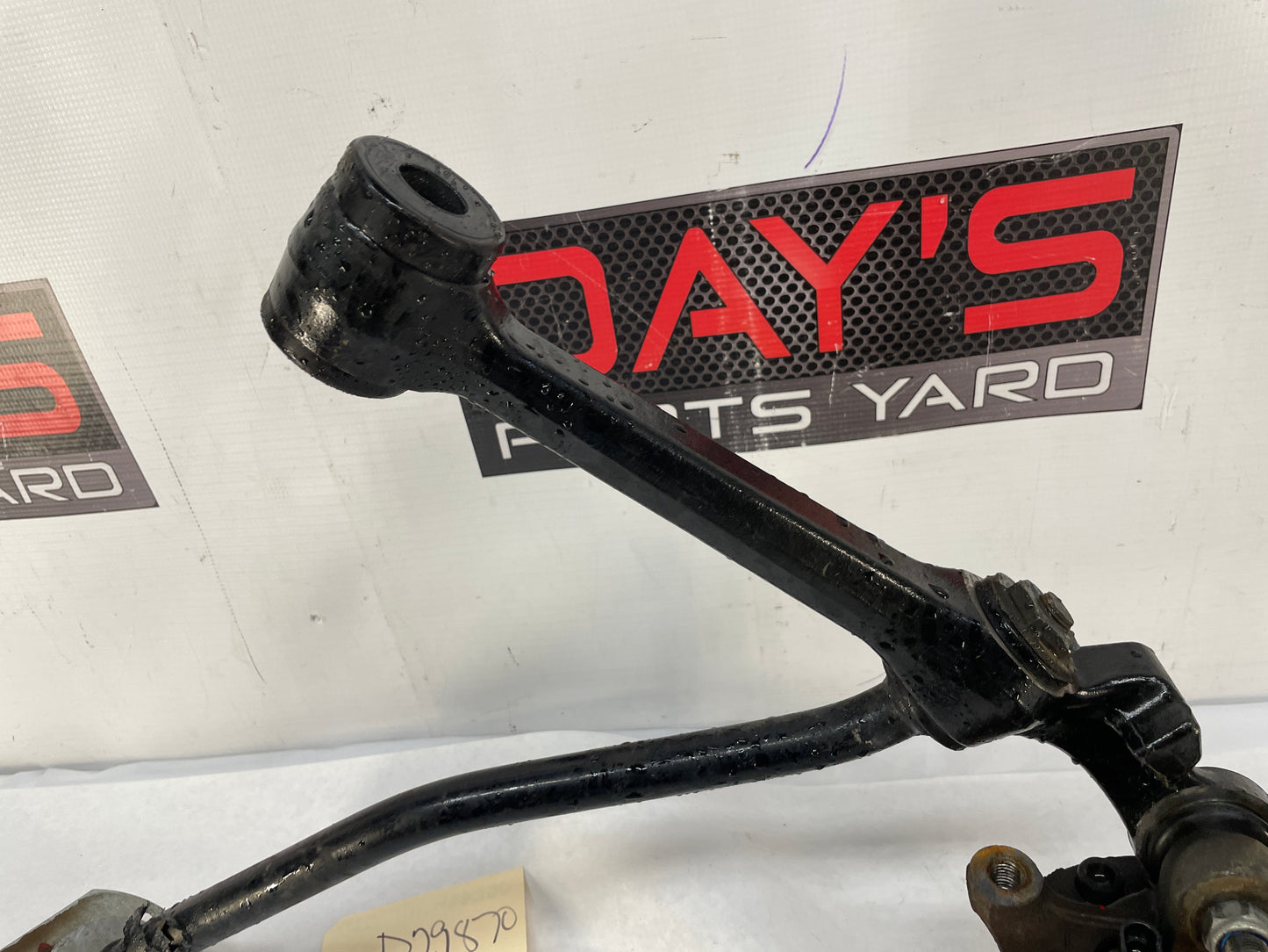 2005 Pontiac GTO LH Driver Front Suspension Spindle Knuckle Hub Lower Control Arm OEM