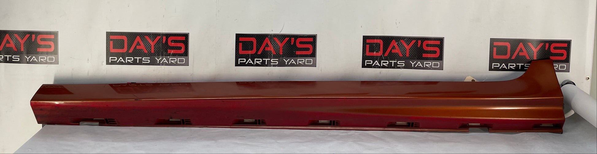 2017 Chevy SS Sedan LH Driver Rocker Molding Side Skirt Panel Trim OEM - Day's Parts Yard