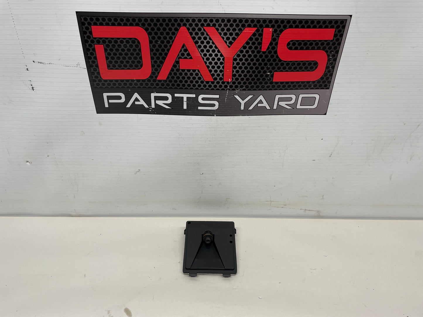 2015 Chevy SS Sedan Lane Departure Camera Module System OEM - Day's Parts Yard