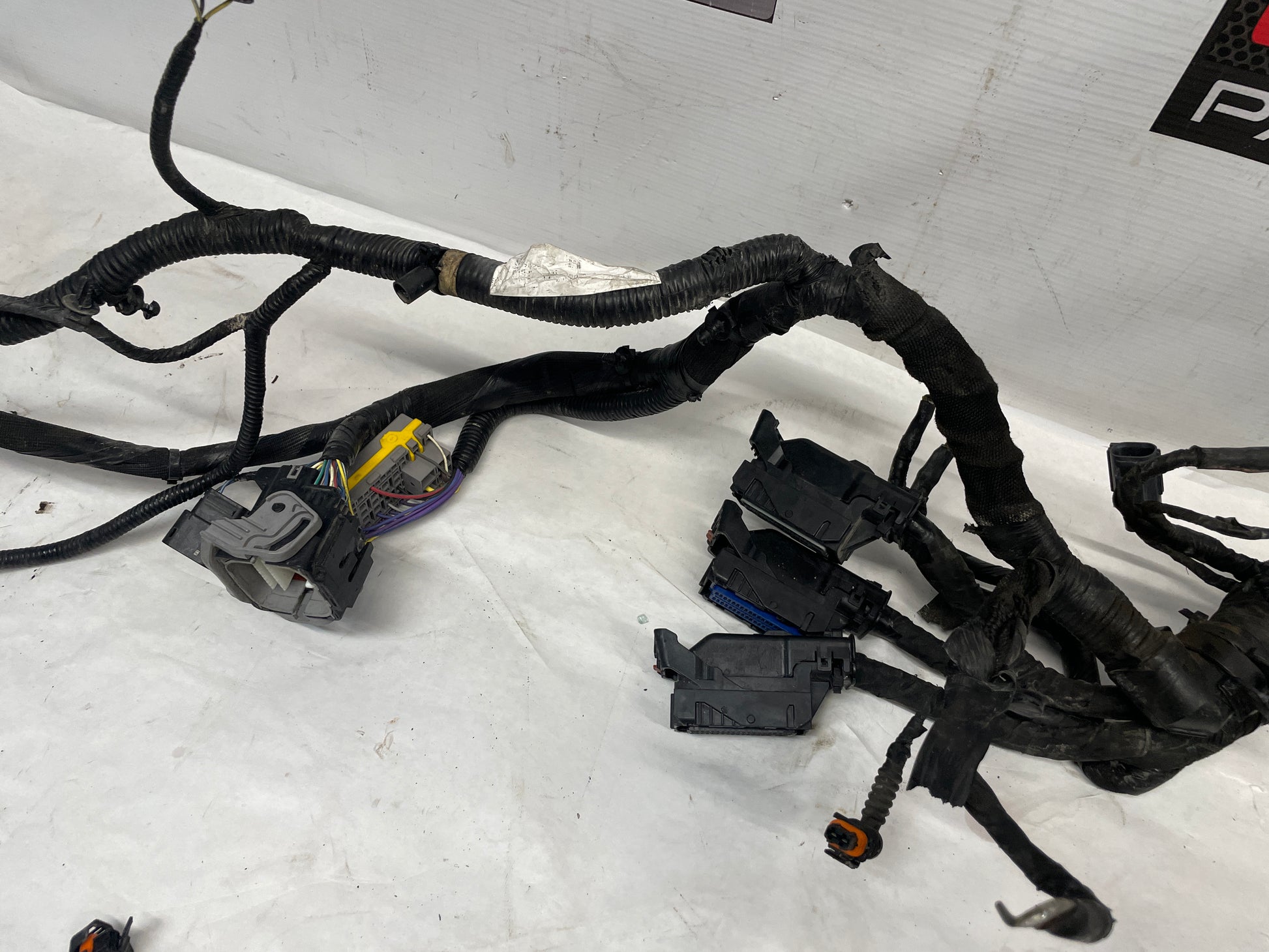 2016 Cadillac ATS-V Coupe Engine Motor Auto Transmission Wire Wiring Harness OEM - Day's Parts Yard