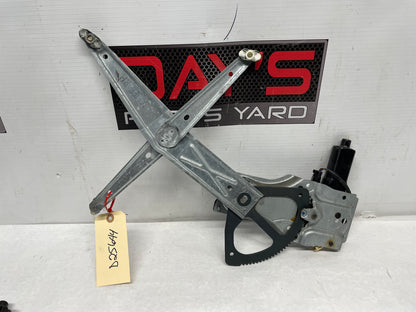 2005 Pontiac GTO RH Passenger Front Window Regulator Motor OEM - Day's Parts Yard