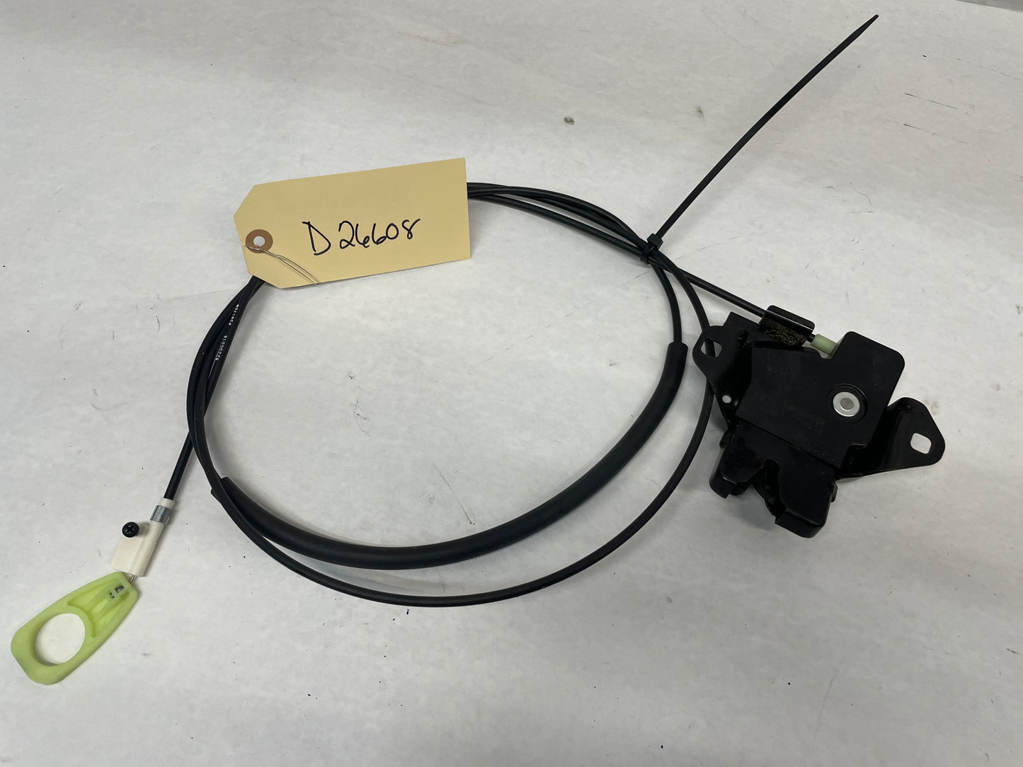 2014 Chevy SS Sedan Trunk Deck Lid Latch Actuator w/ Cable OEM