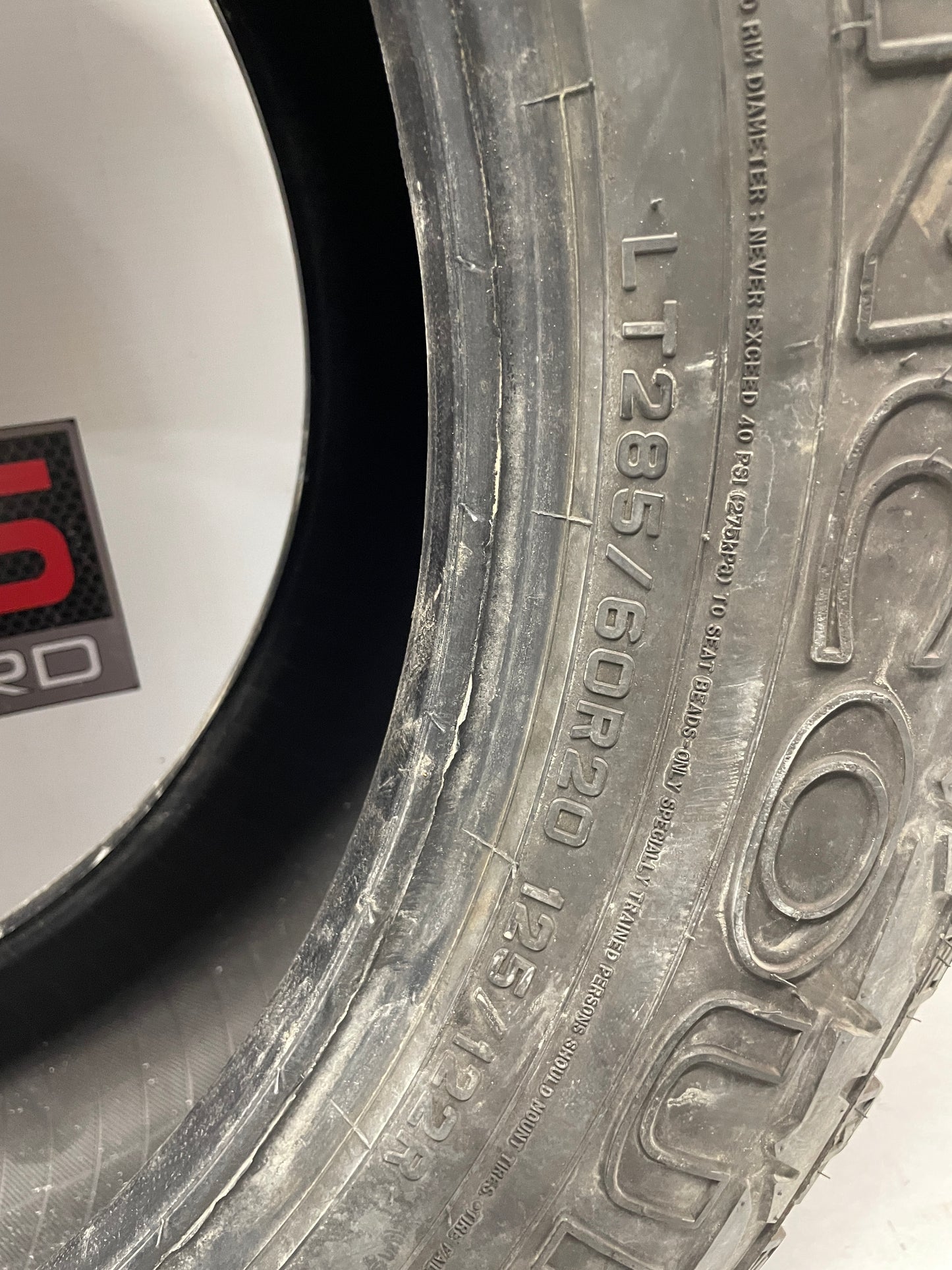 Sumitomo Encounter A/T LT285/60R20 Tire