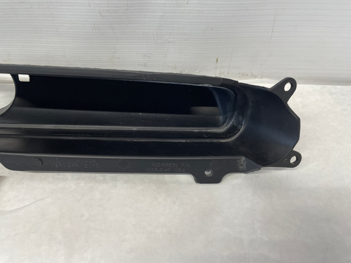 1999 Chevy C5 Corvette RH Passenger Fog Light Deflector Bezel OEM - Day's Parts Yard