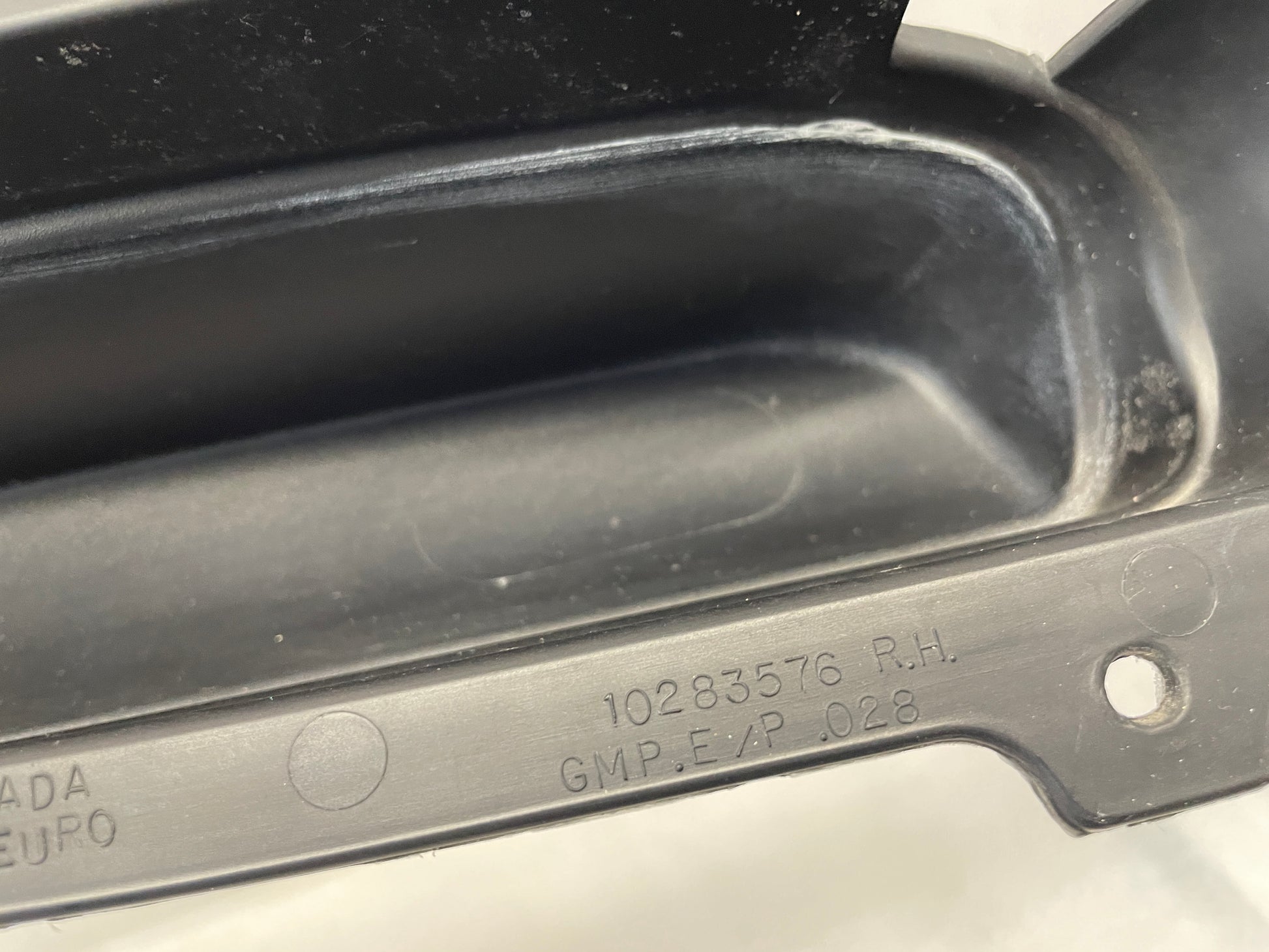 1999 Chevy C5 Corvette RH Passenger Fog Light Deflector Bezel OEM - Day's Parts Yard