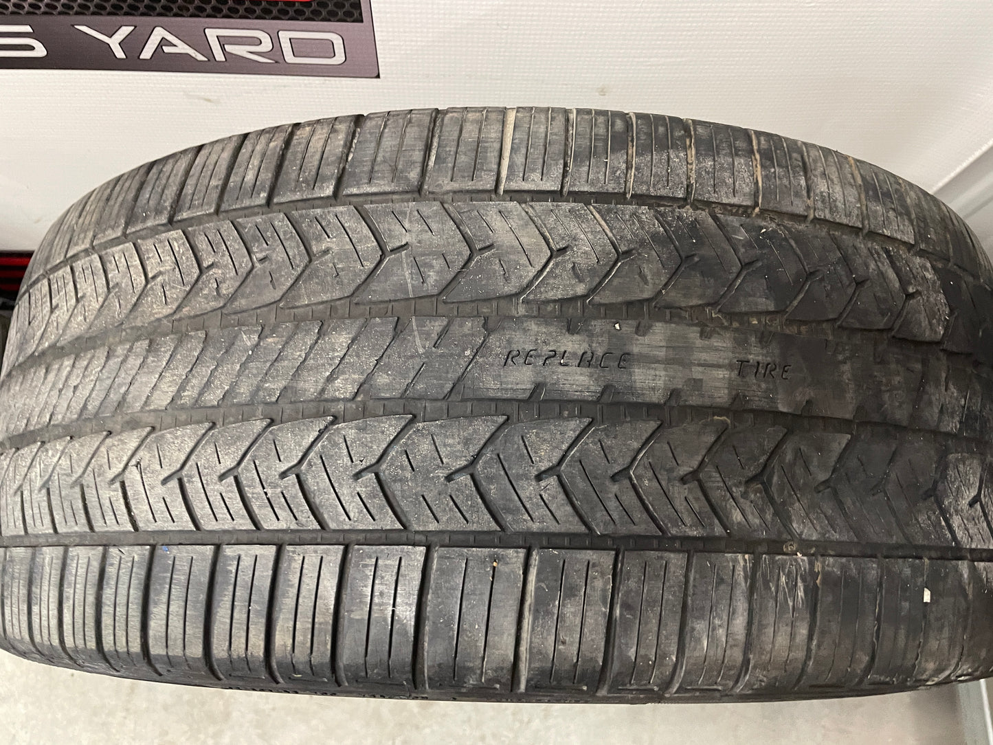 2009 Pontiac G8 GT Factory 19x8 OEM Wheels & Tires