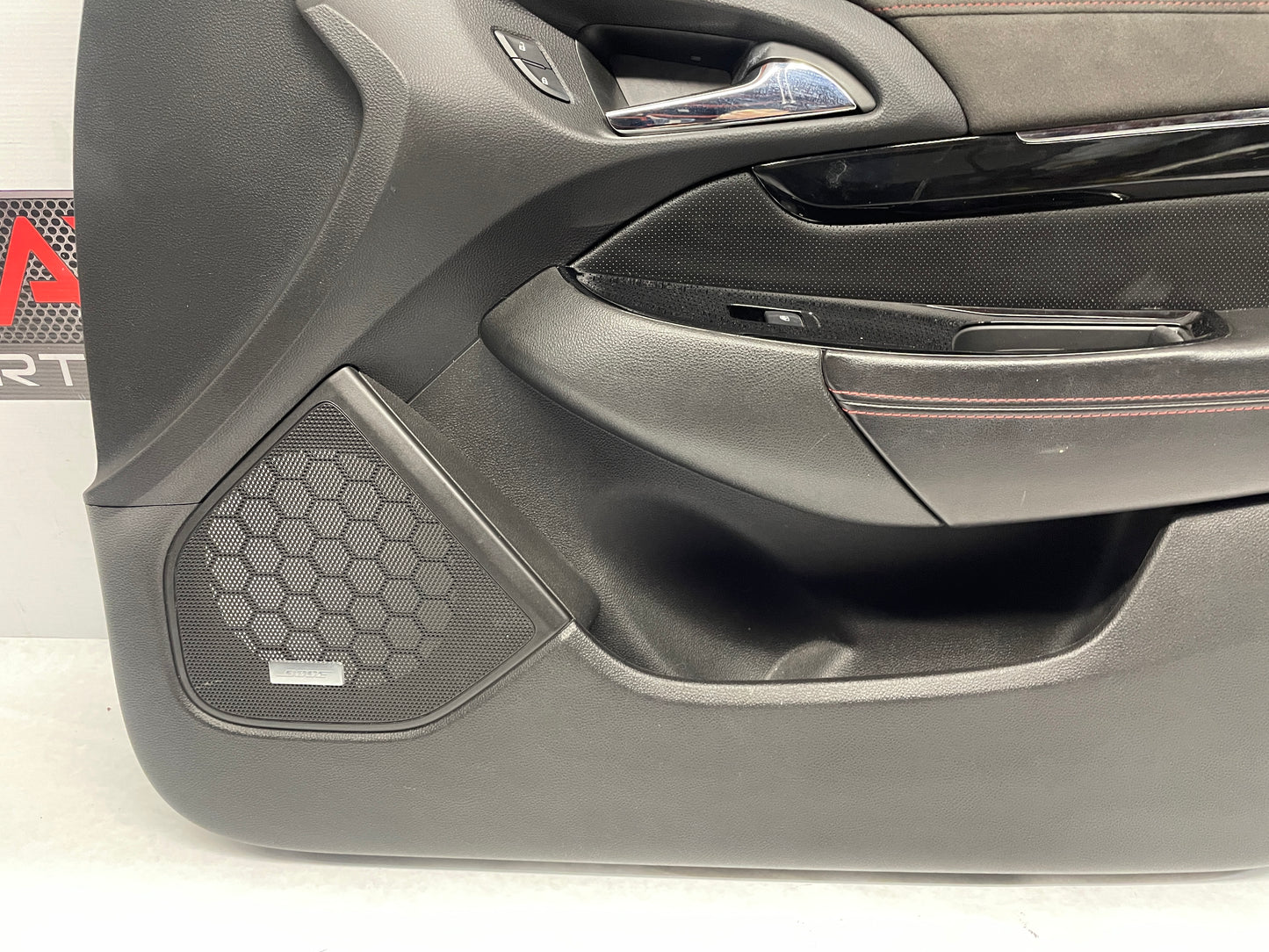 2014 Chevy SS Sedan RH Passenger Front Interior Door Panel Trim OEM