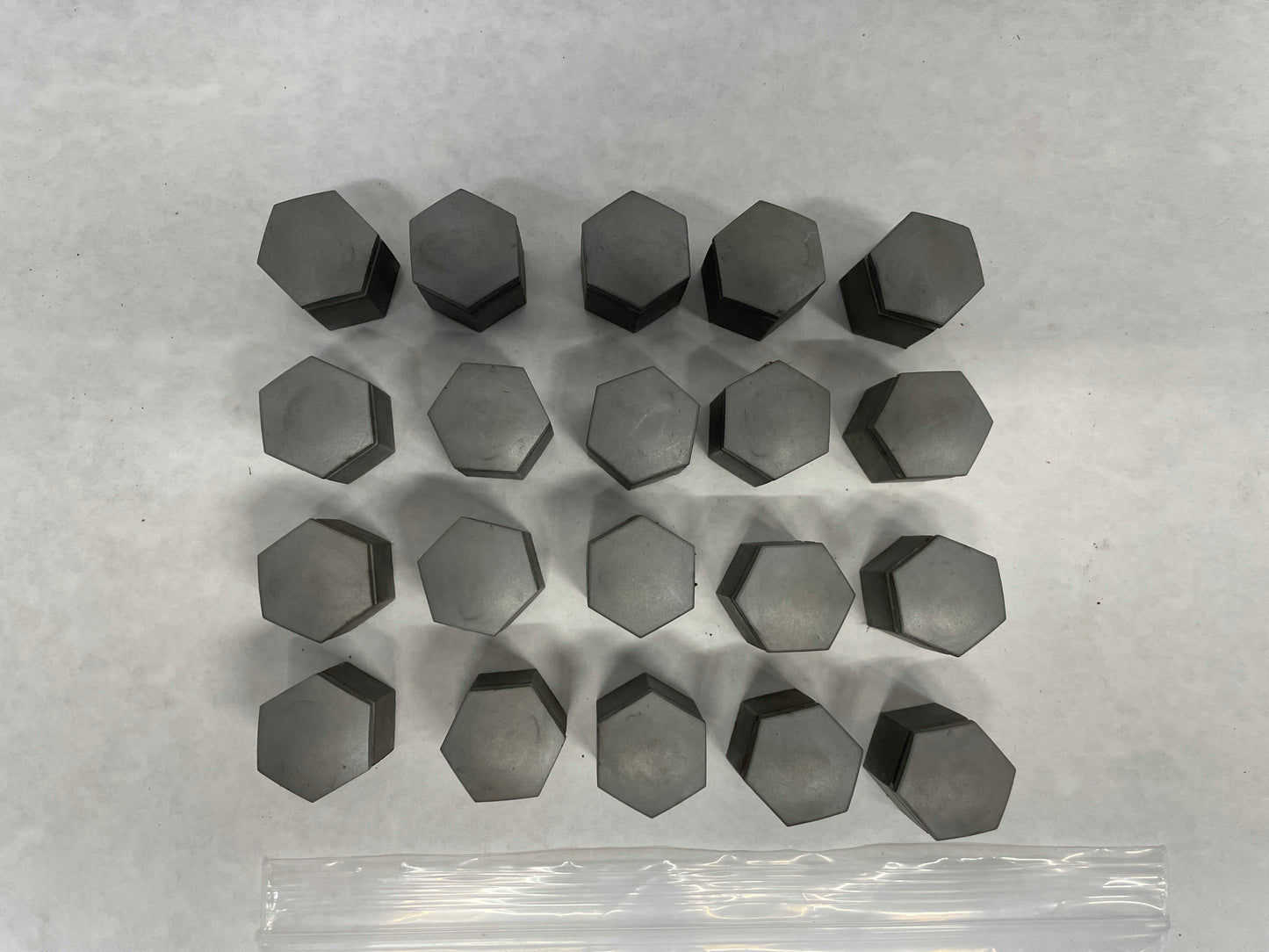 2005 Pontiac GTO Lug Nut Covers Set 20 OEM - Day's Parts Yard