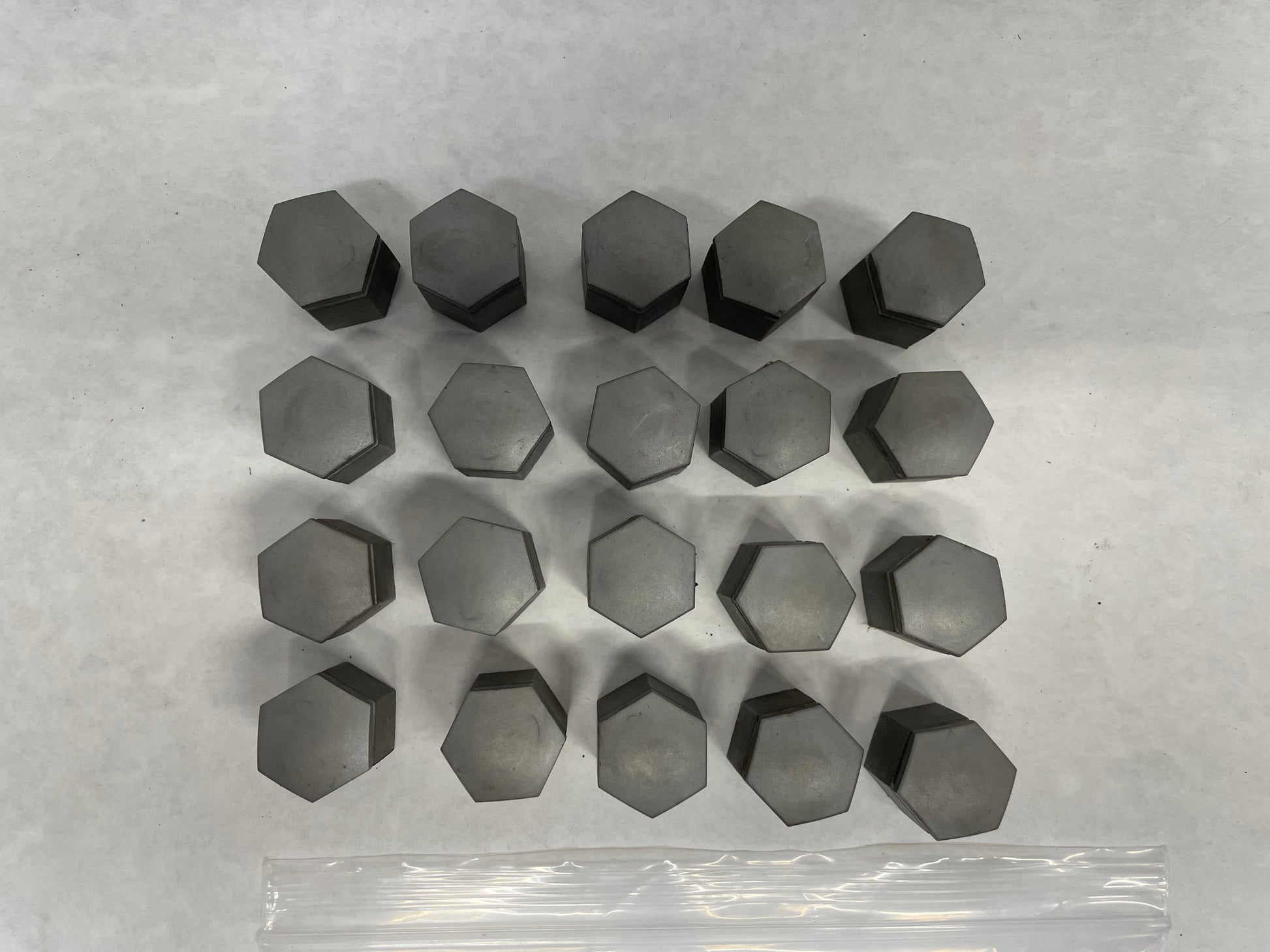 2005 Pontiac GTO Lug Nut Covers Set 20 OEM - Day's Parts Yard