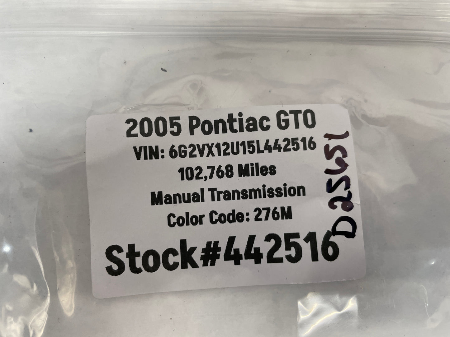 2005 Pontiac GTO Lug Nut Covers Set 20 OEM - Day's Parts Yard