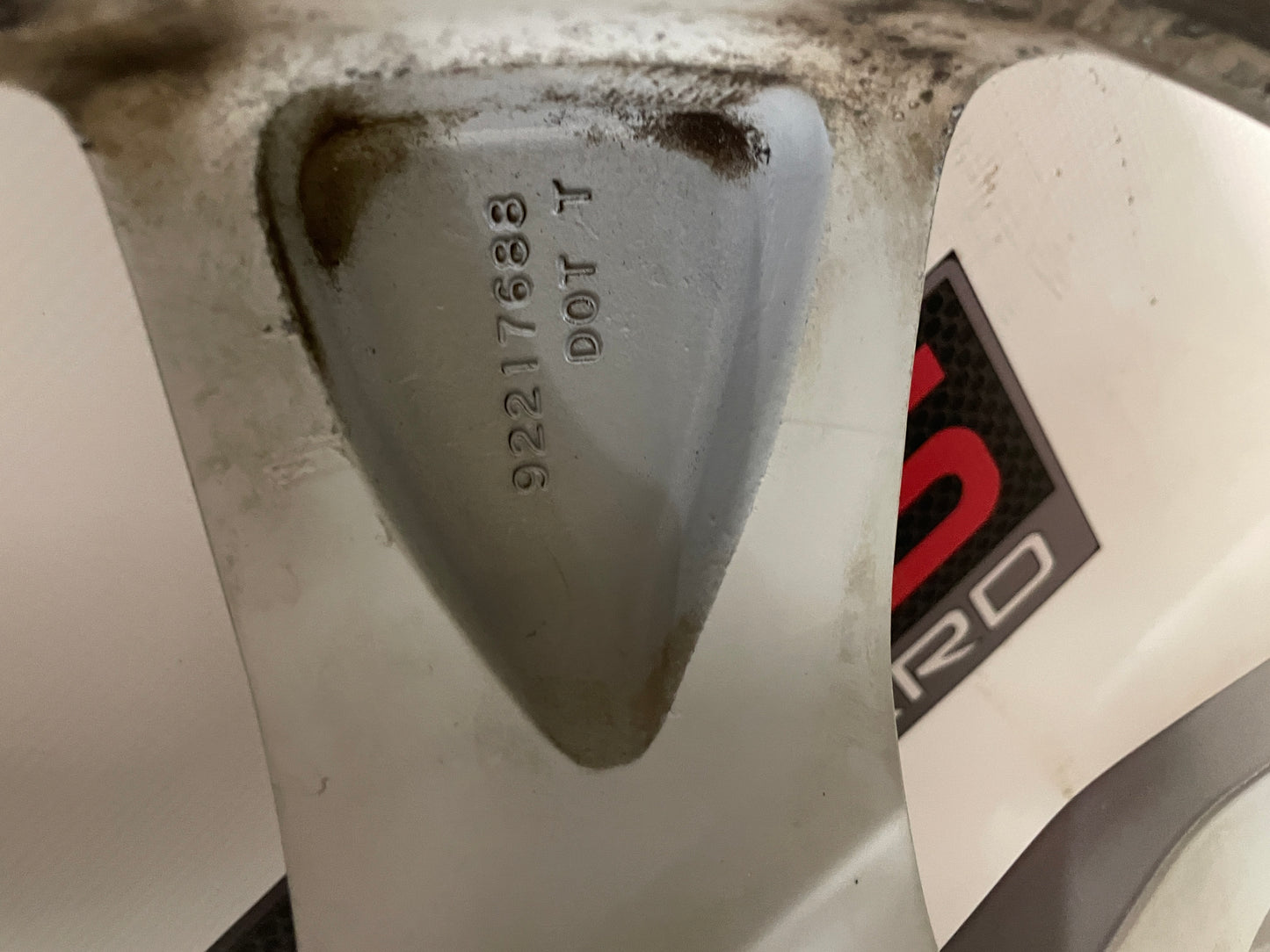 2009 Pontiac G8 GT Factory 19x8 OEM Wheels & Tires