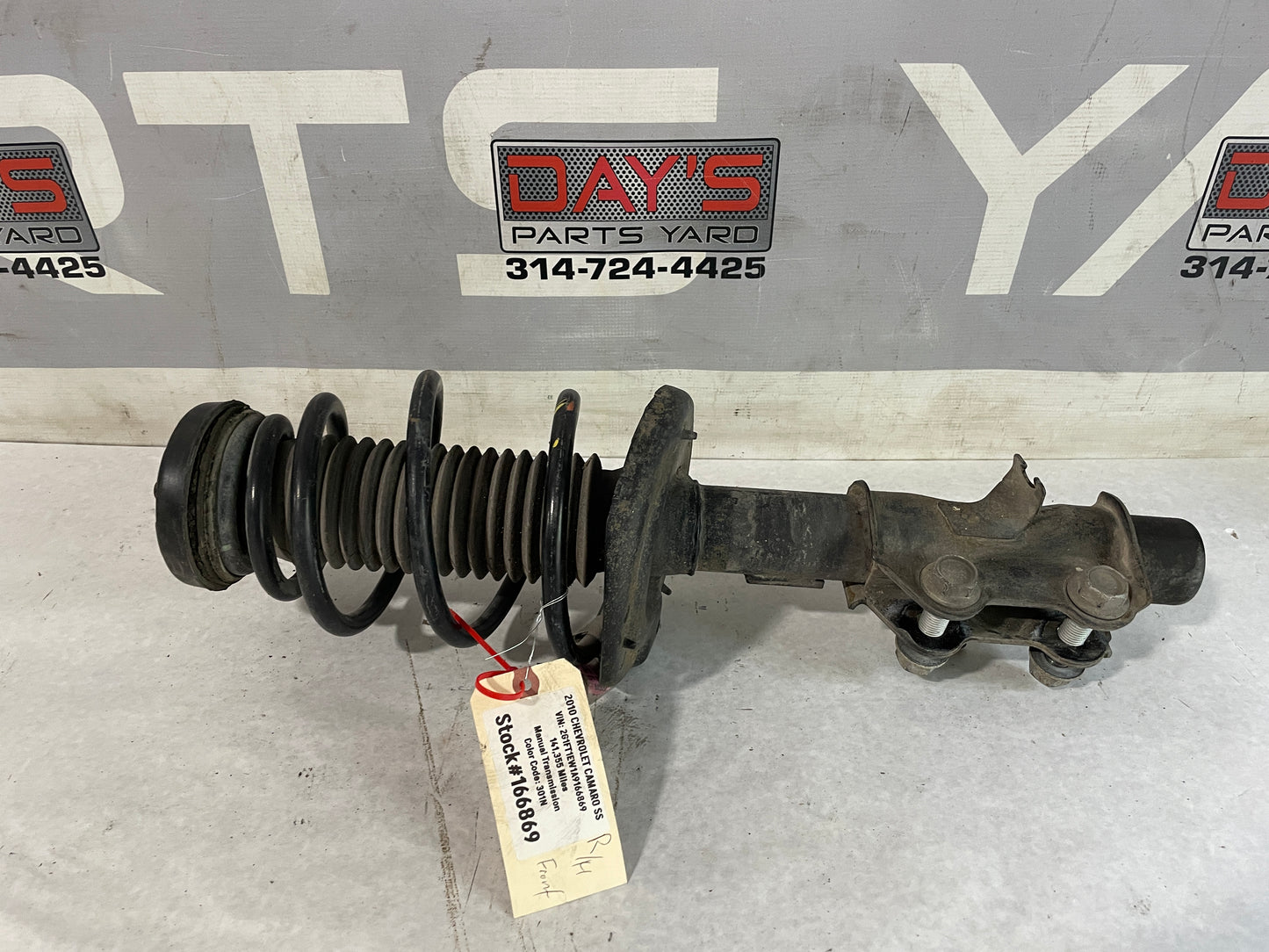 2010 Chevy Camaro SS Front RH Passenger Strut Assembly OEM - Day's Parts Yard