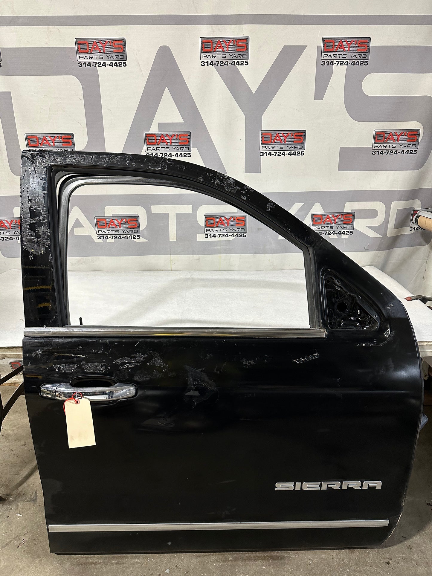 2018 GMC Sierra 1500 SLT Front RH Passenger Complete Door OEM
