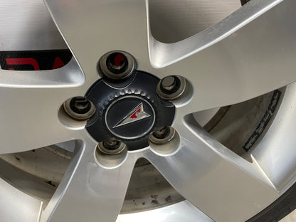 2009 Pontiac G8 GT Factory 19x8 OEM Wheels & Tires