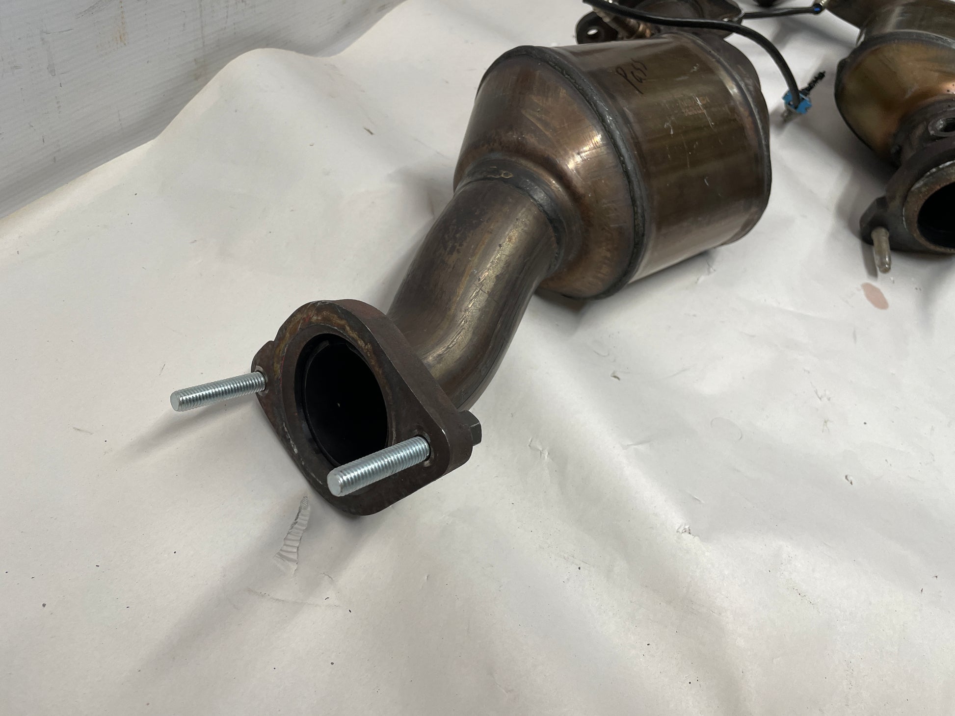 2011 Cadillac CTS-V Coupe Catalytic Converters OEM - Day's Parts Yard