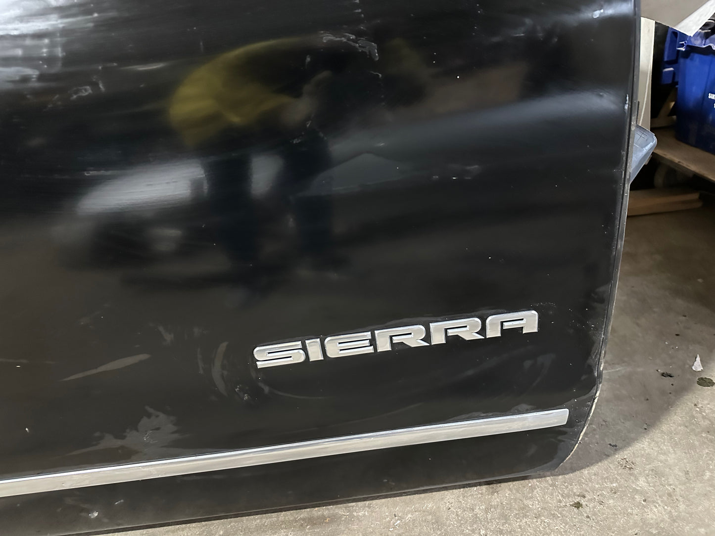 2018 GMC Sierra 1500 SLT Front RH Passenger Complete Door OEM