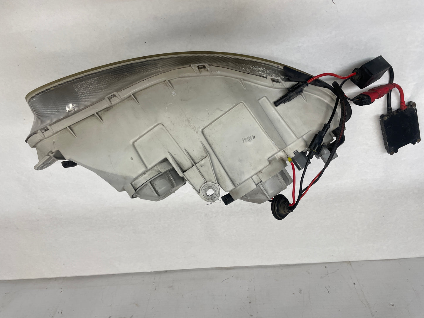 2006 Pontiac GTO LH Driver Headlight Head Light Lamp OEM