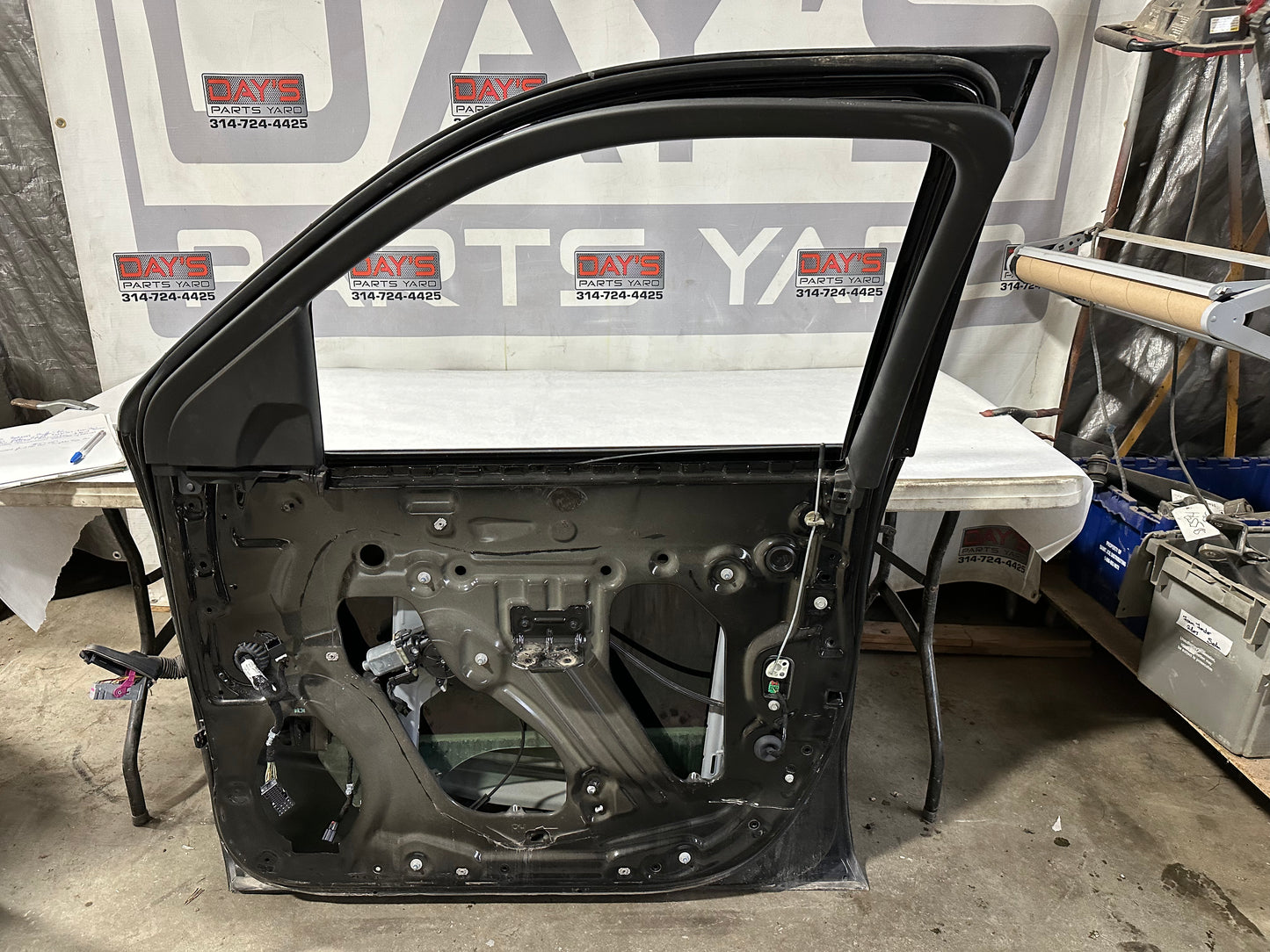 2018 GMC Sierra 1500 SLT Front RH Passenger Complete Door OEM