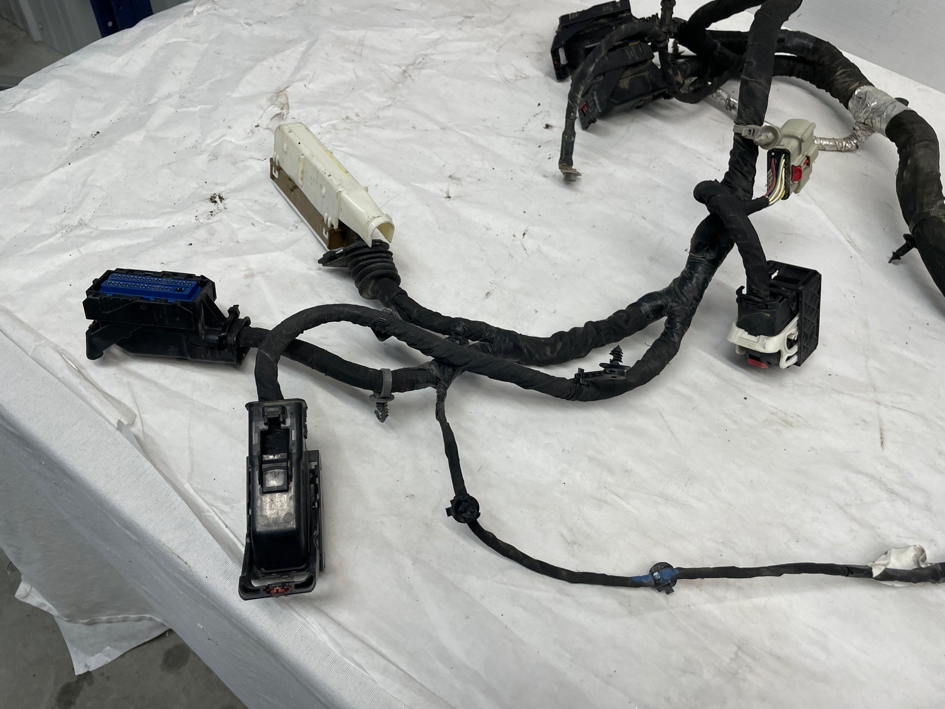 2018 Chevy Camaro SS Engine Motor Auto Transmission Wire Wiring Harness OEM - Day's Parts Yard