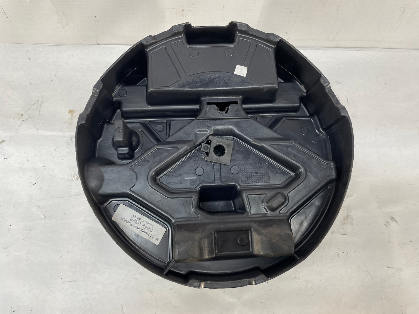 2015 Chevy SS Sedan Spare Wheel Tire Jack Package Tool Kit OEM