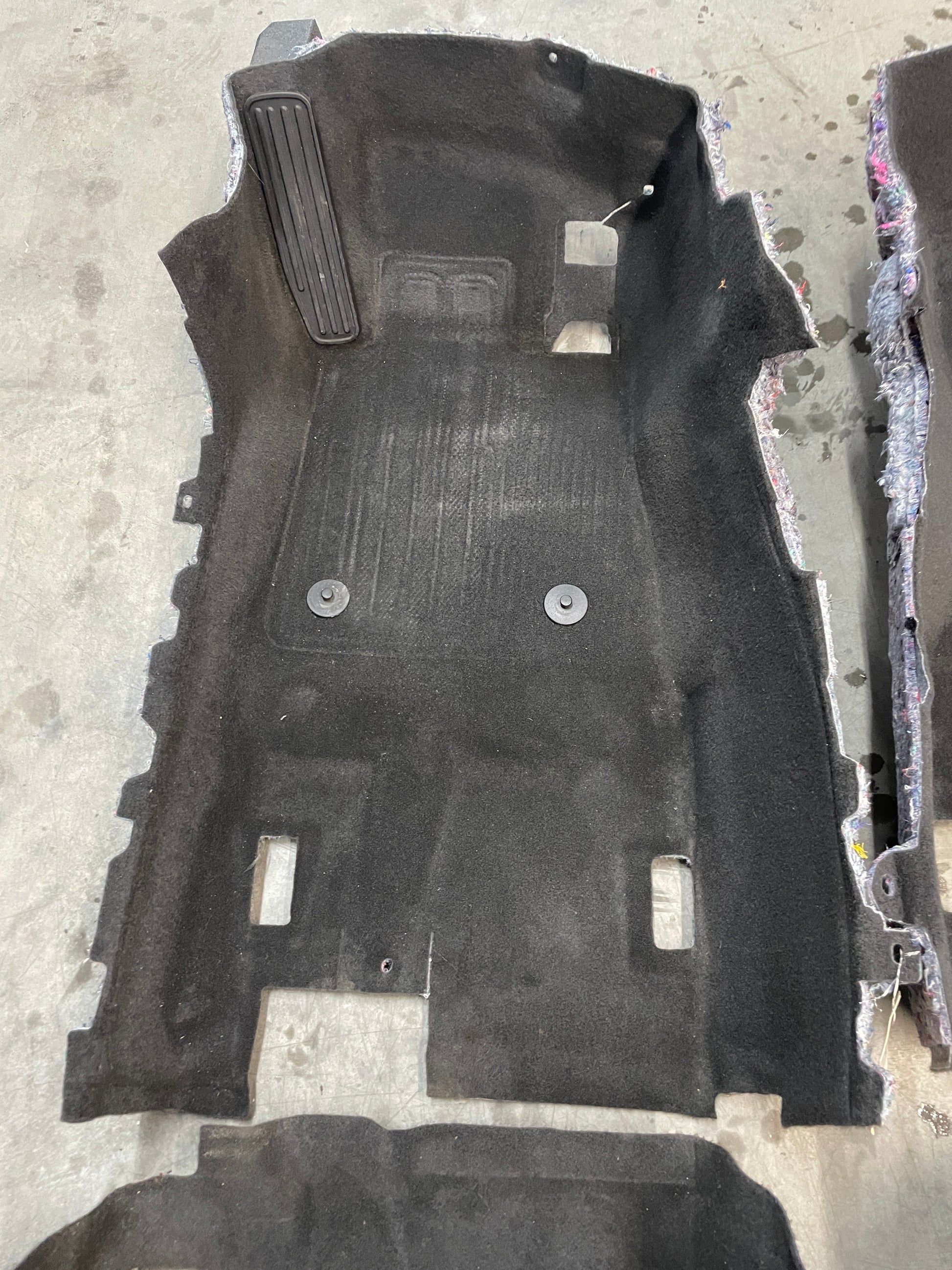 2018 Chevy Camaro SS Complete Floor Carpet OEM - Day's Parts Yard
