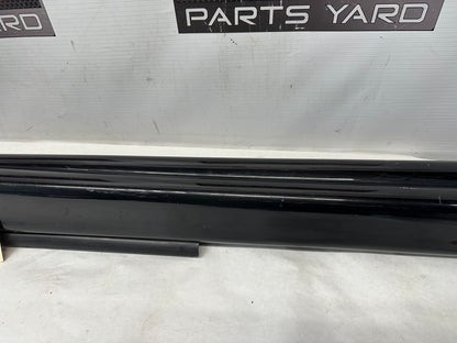 2006 Pontiac GTO RH Passenger Rocker Molding Side Skirt Trim Panel OEM - Day's Parts Yard