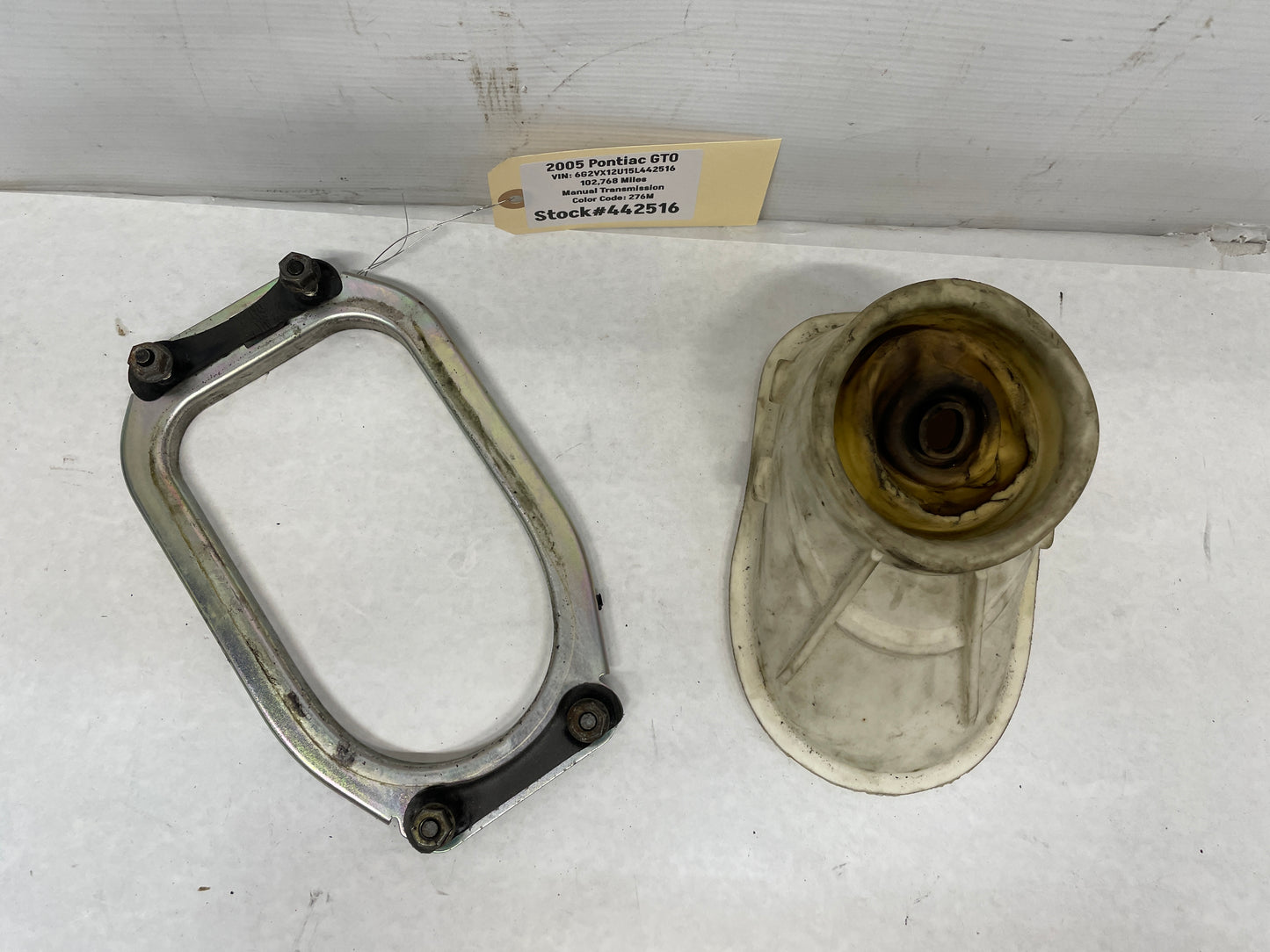 2005 Pontiac GTO White Rubber Shift Boot w/ Boot Ring Bracket OEM - Day's Parts Yard