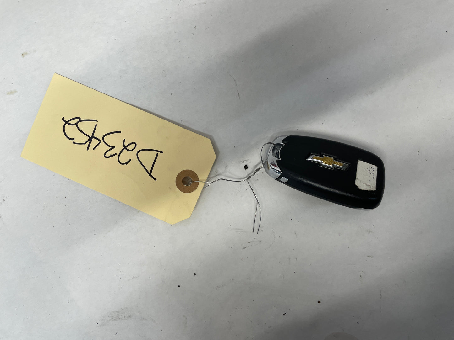 2018 Chevy Camaro SS Remote Key Fob Transmitter OEM - Day's Parts Yard