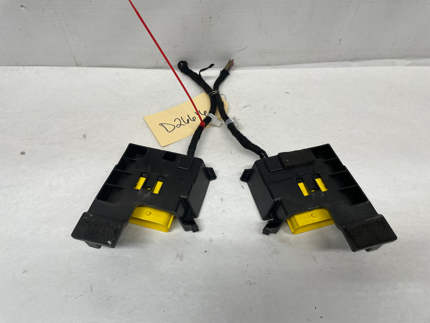 2014 Chevrolet SS Sedan Front Seat Body Side Wire Wiring Harness Pigtails OEM