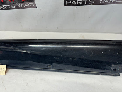 2006 Pontiac GTO RH Passenger Rocker Molding Side Skirt Trim Panel OEM - Day's Parts Yard