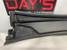 2011 Cadillac CTS-V Coupe Windshield Wiper Cowl Grill Cover OEM