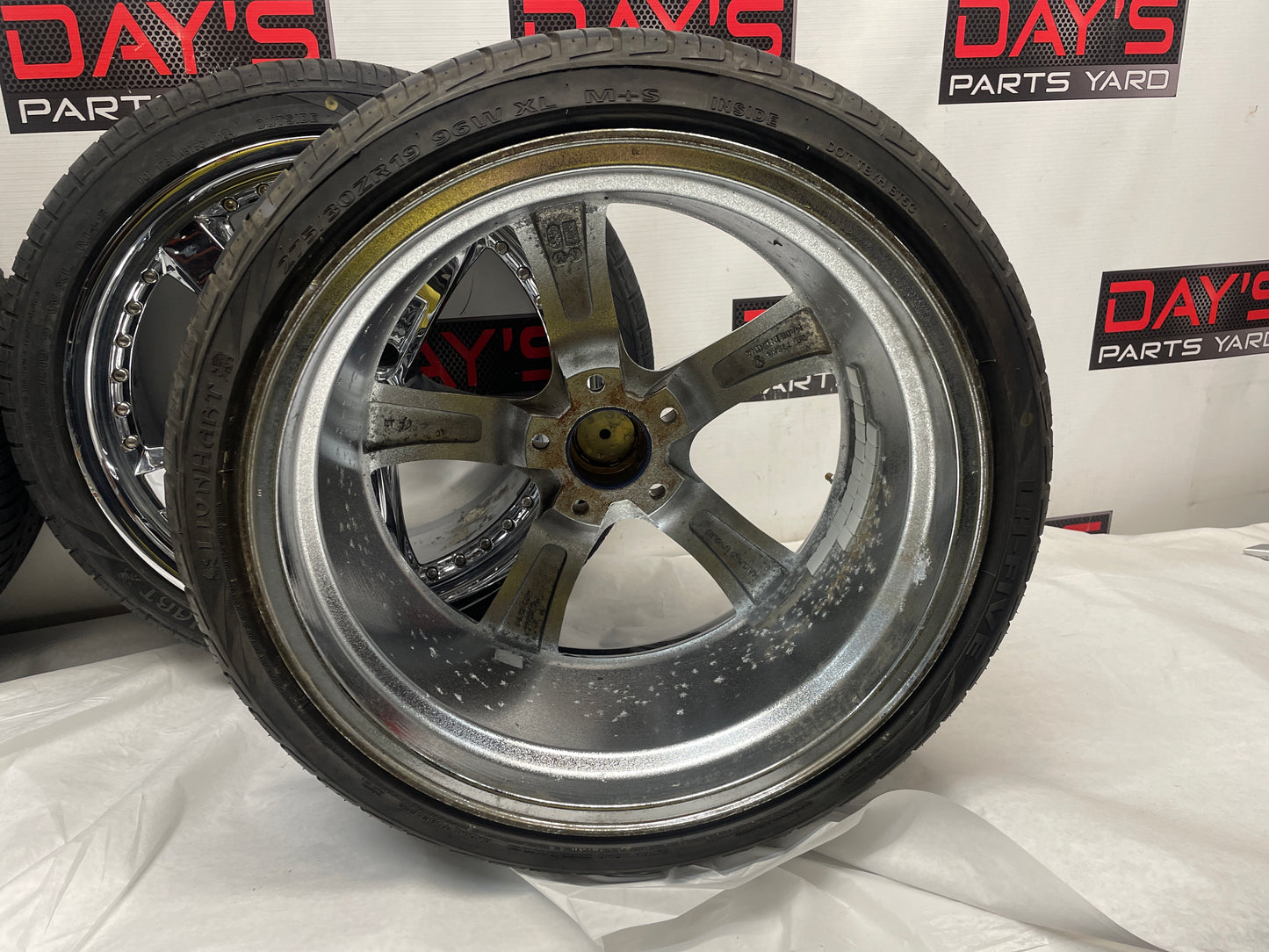 2006 Pontiac GTO TSW Wheels & Tires Lionhart LH Five 275/30ZR19 245/35ZR19