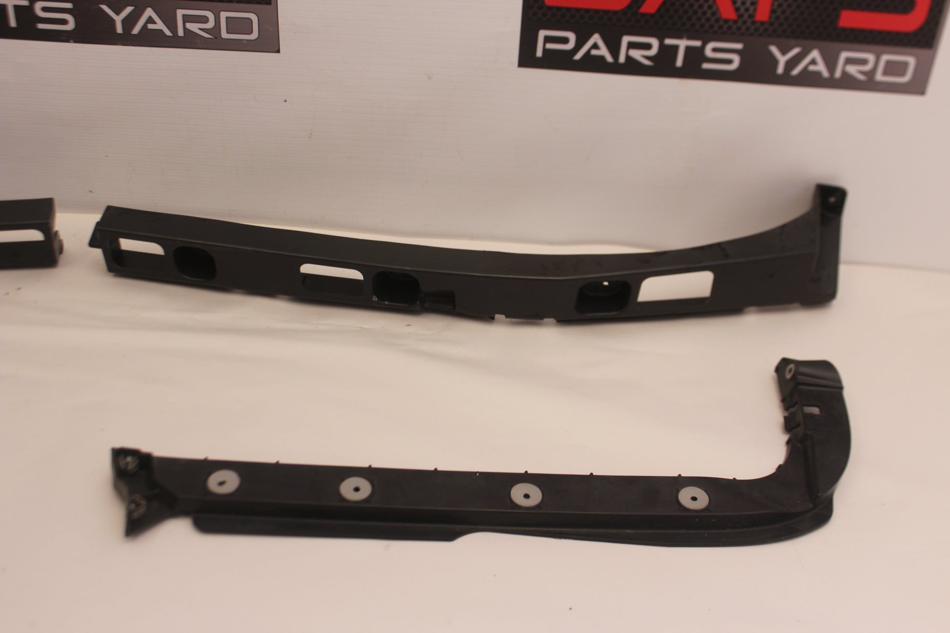 2016 Cadillac ATS-V Rear Bumper Cover Brackets OEM - Day's Parts Yard