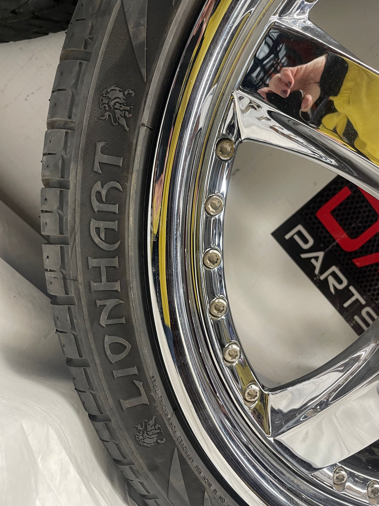 2006 Pontiac GTO TSW Wheels & Tires Lionhart LH Five 275/30ZR19 245/35ZR19