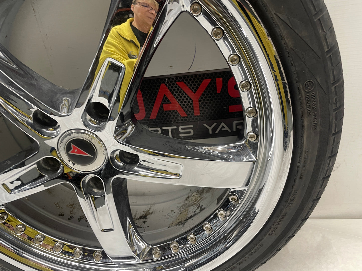 2006 Pontiac GTO TSW Wheels & Tires Lionhart LH Five 275/30ZR19 245/35ZR19