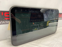 2014 Chevy SS Sedan Sun Moon Roof Glass OEM - Day's Parts Yard
