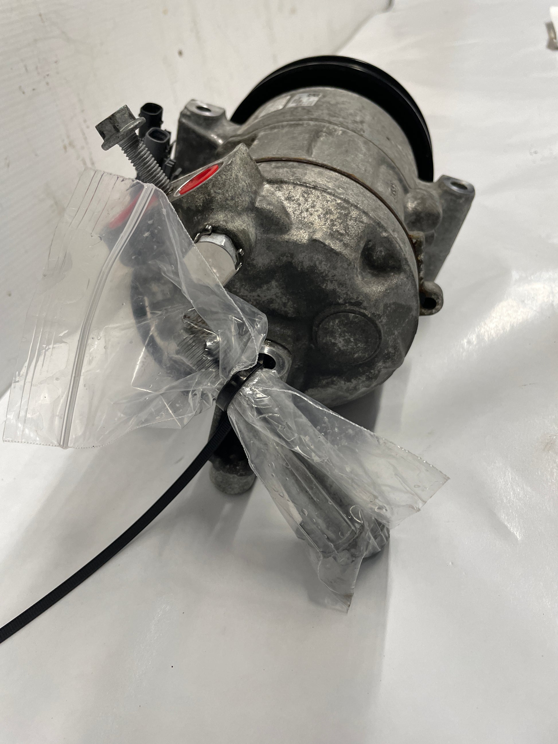 2016 Chevy SS Sedan AC A/C Compressor Air Conditioner OEM - Day's Parts Yard