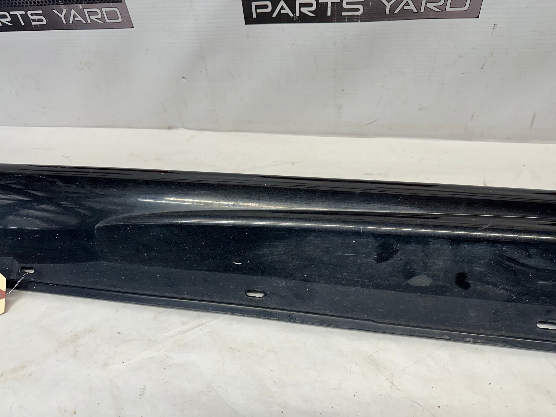 2006 Pontiac GTO LH Driver Rocker Molding Side Skirt Black OEM - Day's Parts Yard