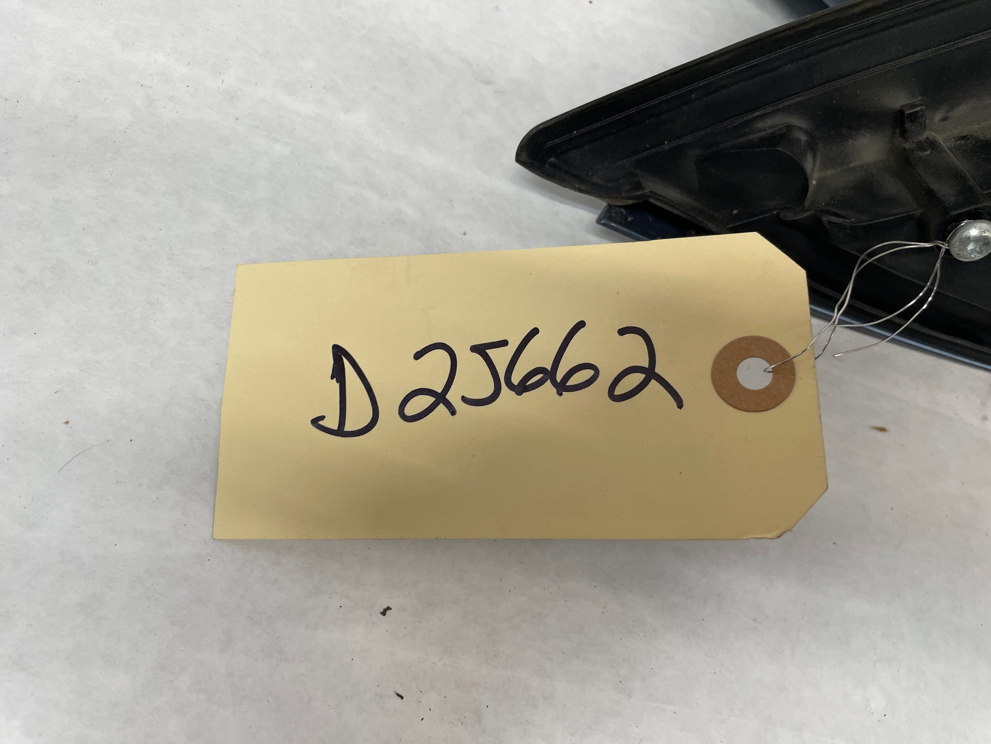 2005 Pontiac GTO RH Passenger Exterior Outside Mirror OEM - Day's Parts Yard
