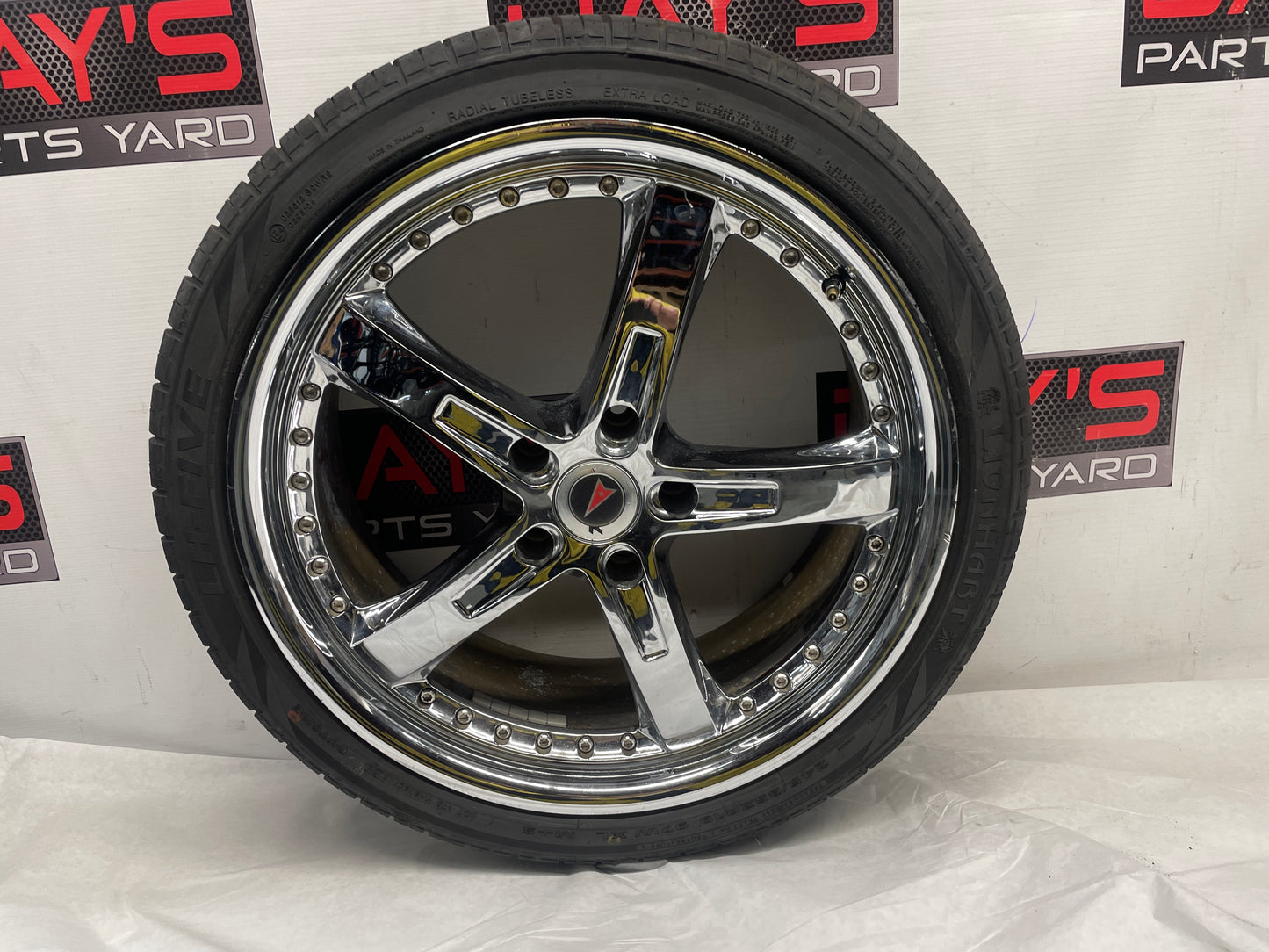 2006 Pontiac GTO TSW Wheels & Tires Lionhart LH Five 275/30ZR19 245/35ZR19