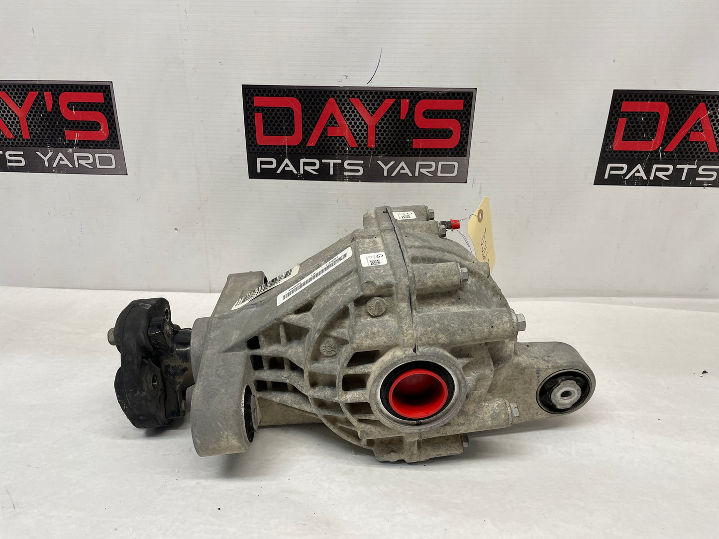2014 Chevy SS Sedan Rear End Axle Carrier Rearend Diff Differential 3.27 LSD OEM