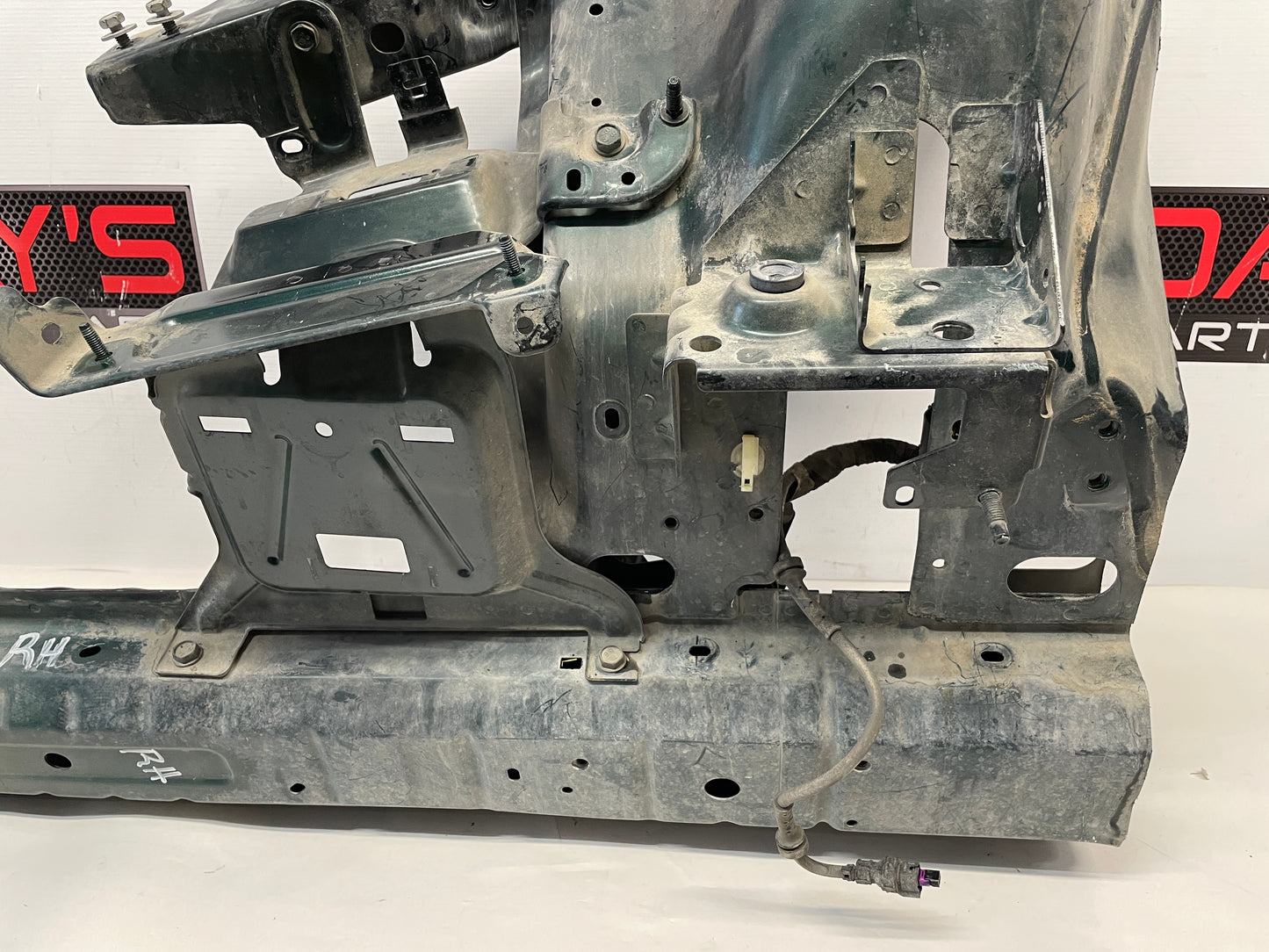 2015 Chevy SS Sedan RH Passenger Shock Tower Frame Rail OEM - Day's Parts Yard