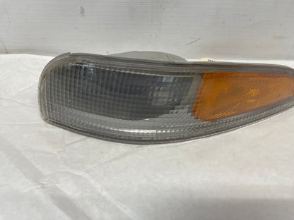 1999 Chevy C5 Corvette LH Driver Turn Signal Marker Light Lamp OEM - Day's Parts Yard