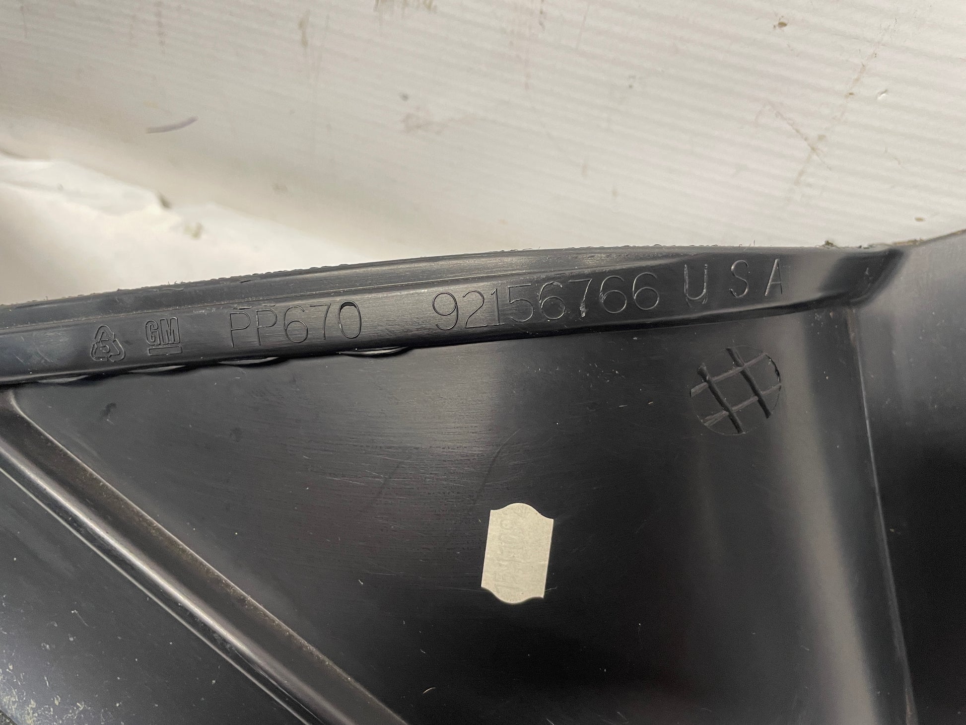 2005 Pontiac GTO RH & LH Console Interior Black Suede Trim Panels OEM - Day's Parts Yard
