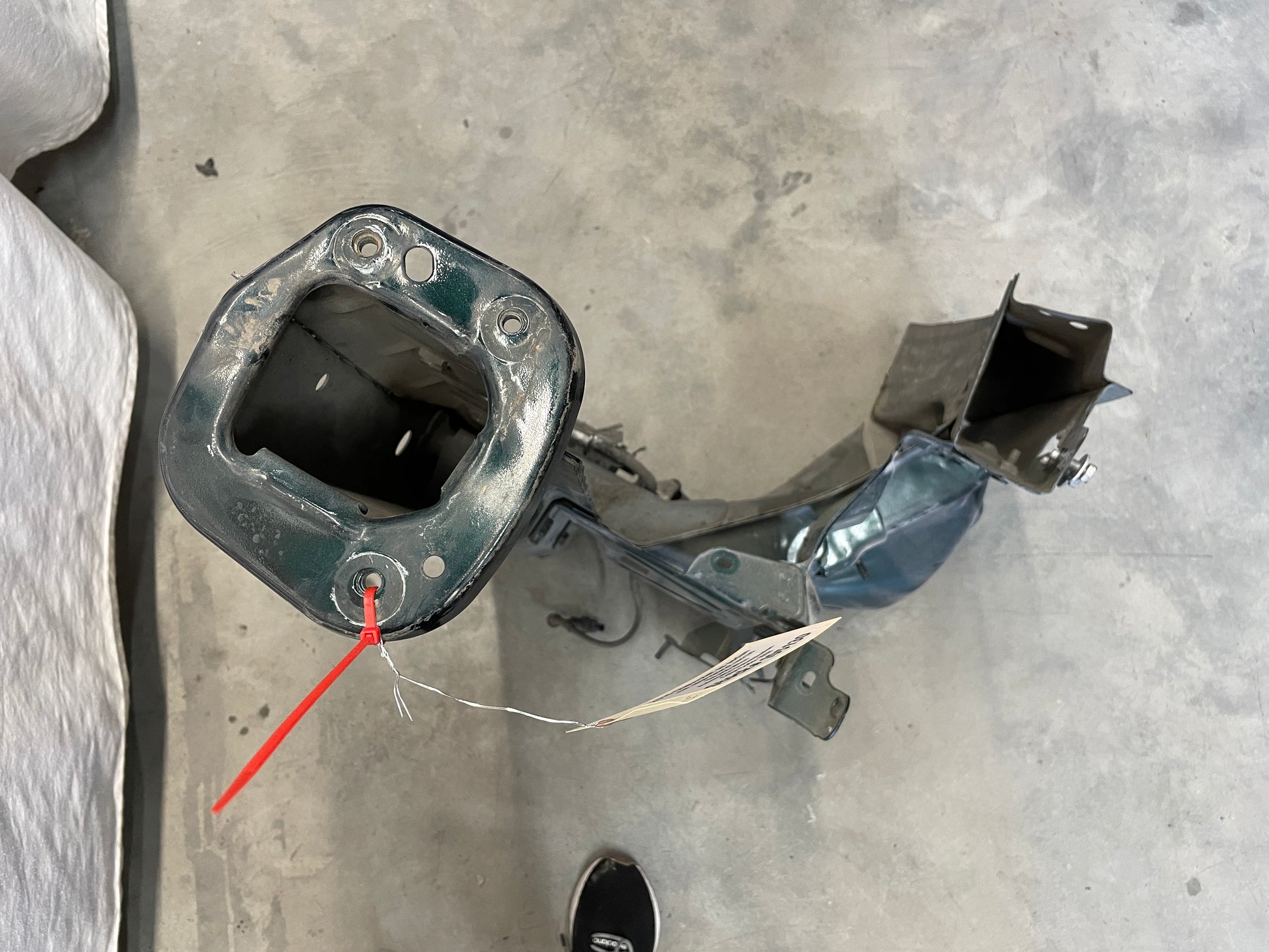 2015 Chevy SS Sedan RH Passenger Shock Tower Frame Rail OEM - Day's Parts Yard