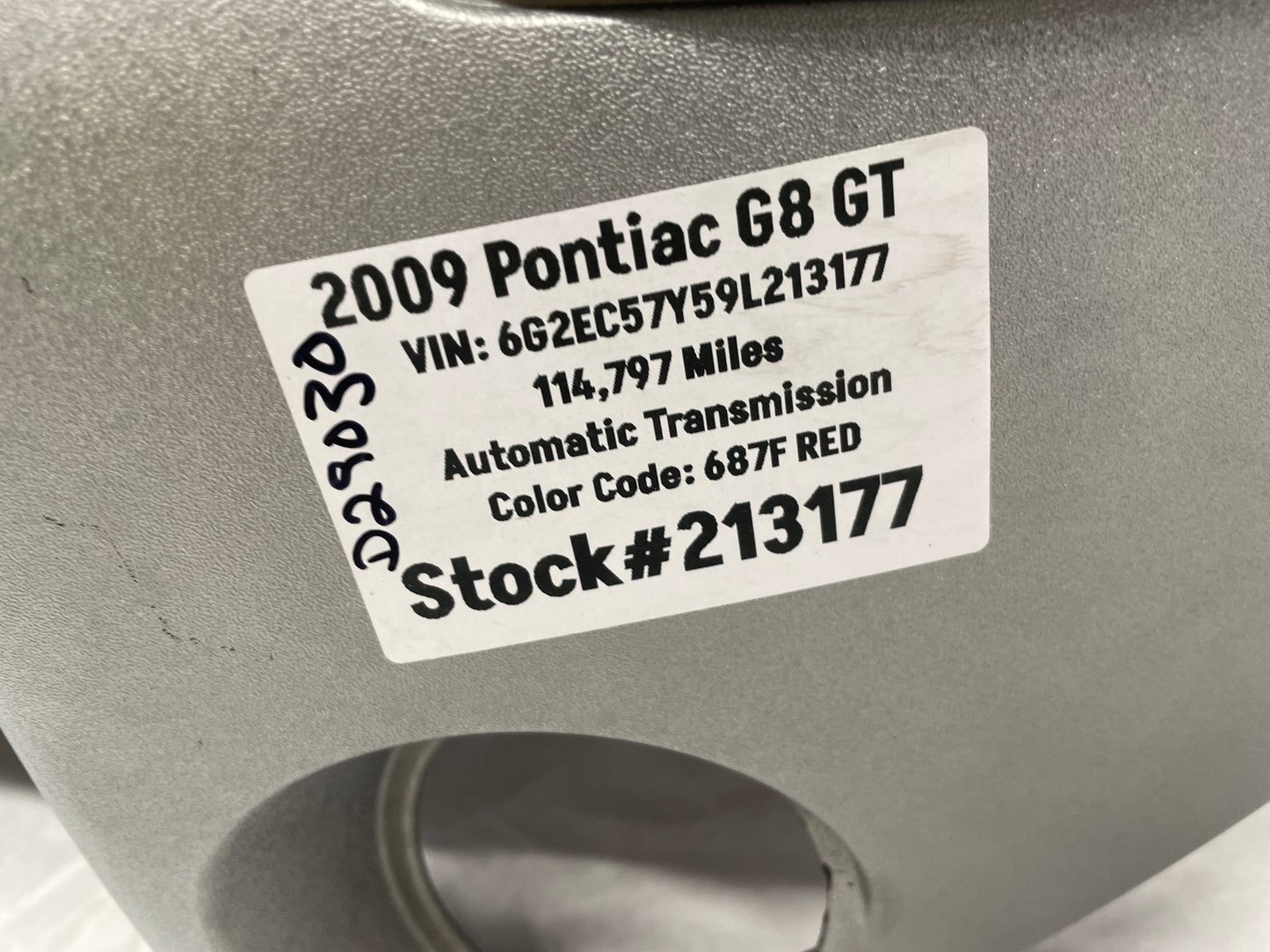 2009 Pontiac G8 GT Engine Motor V8 Cover OEM