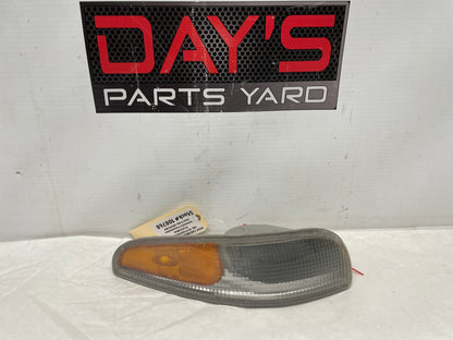 1999 Chevy C5 Corvette RH Passenger Turn Signal Marker Light Lamp OEM - Day's Parts Yard