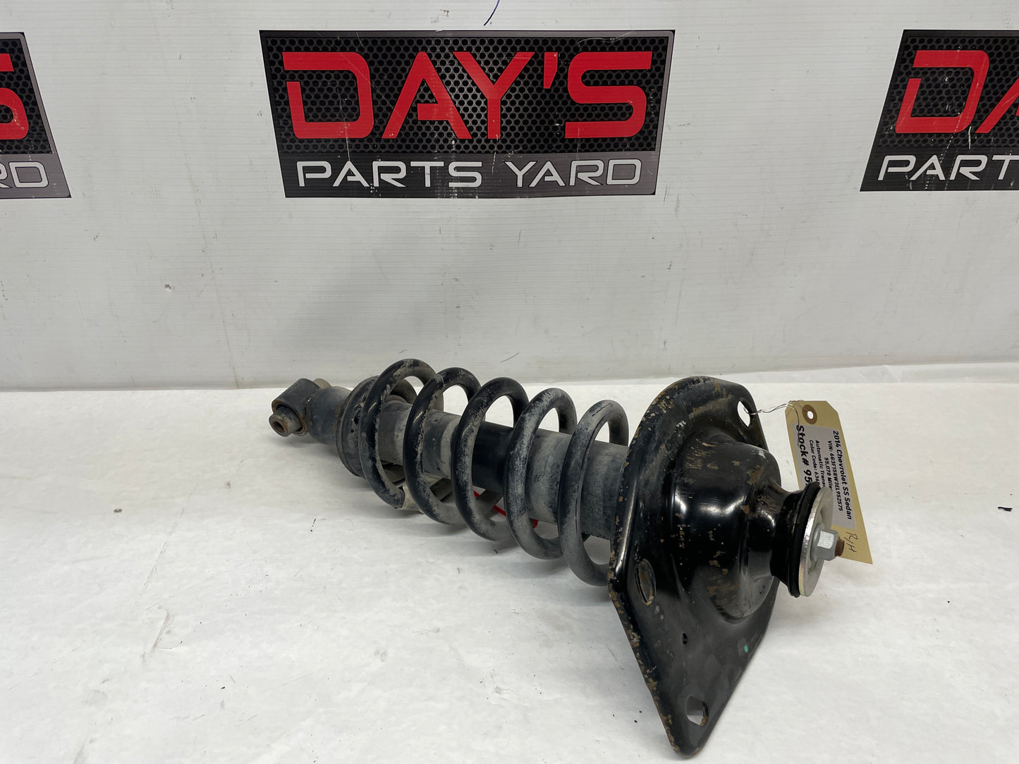 2014 Chevy SS Sedan RH Passenger Rear Shock Strut Absorber Assembly OEM
