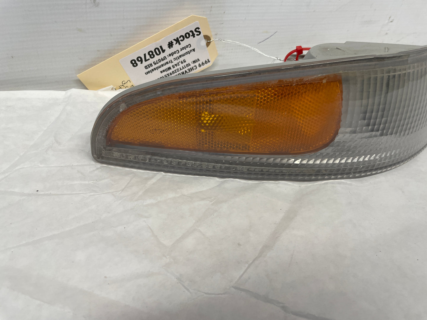1999 Chevy C5 Corvette RH Passenger Turn Signal Marker Light Lamp OEM - Day's Parts Yard